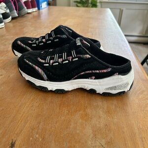 AVIA Black Sneakers with Multicolor Accents
